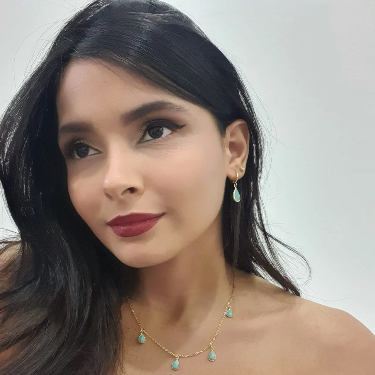 Conjunto Brinco E Colar Pingentes Gotas Turquesa Folheado A Ouro 18k - Imagem 3