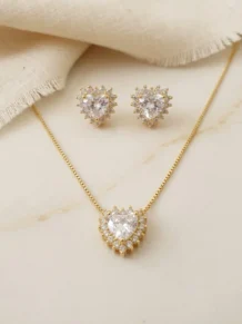Conjunto Colar e Brinco Coração Detalhado Folheado a Ouro 18k