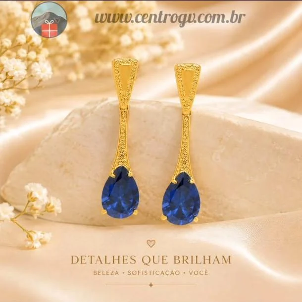 Brinco Base Detalhada Com Pedra Azul Escuro Folheado A Ouro 18k