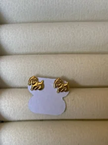 Brinco Cachorro Folheado a Ouro 18k