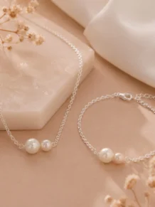 Conjunto Pulseira e Colar Curto Detalhe Pérolas Folheada Prata 1000